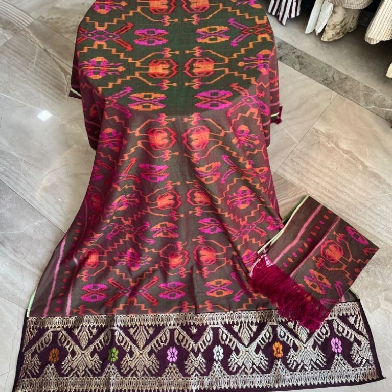 Kamen Sutra Mastuli Rebong Songket
