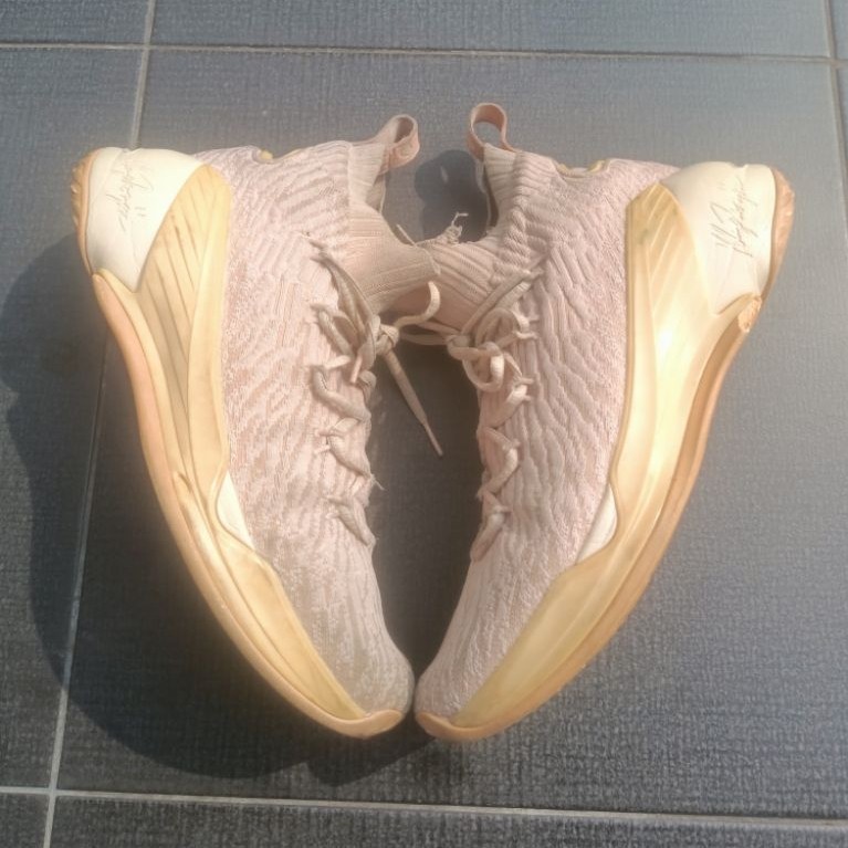 Sepatu Basket Anta KT Size 43