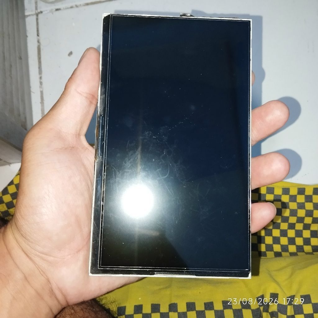 LCD Tablet Advan I7U