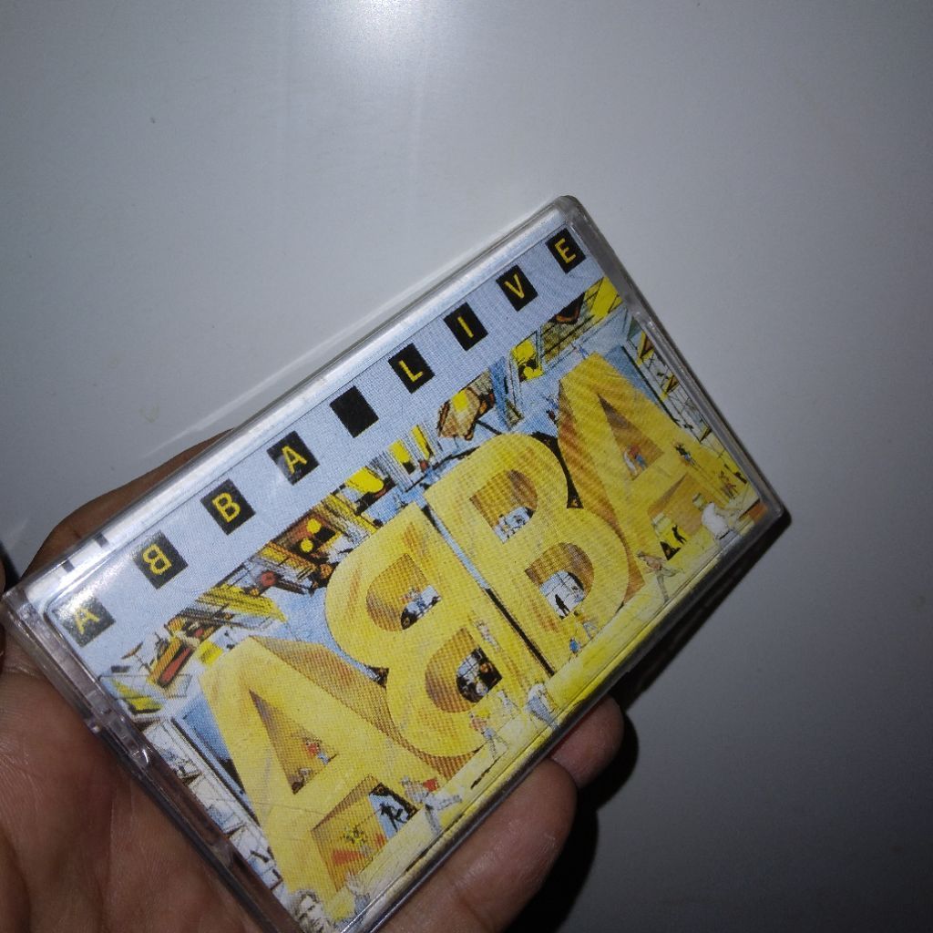 Kaset ABBA Live