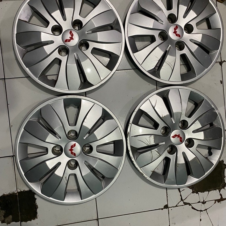 dop velg wuling R15 pcd 4x114