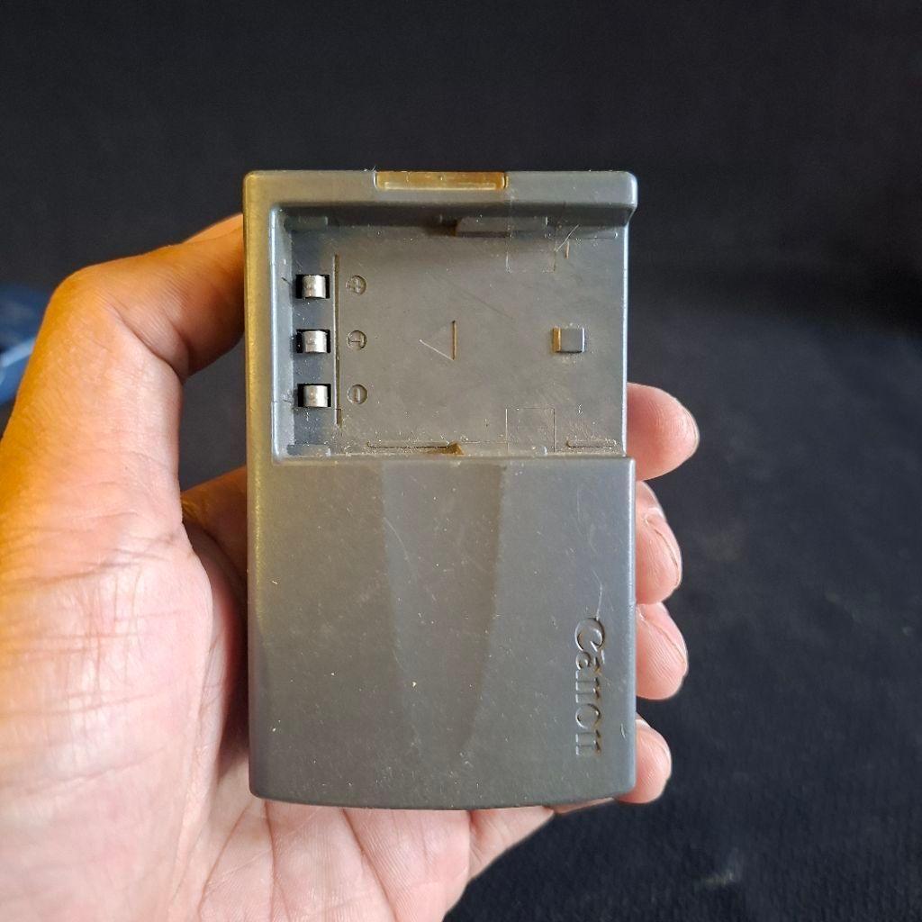 Charger batre kamera canon