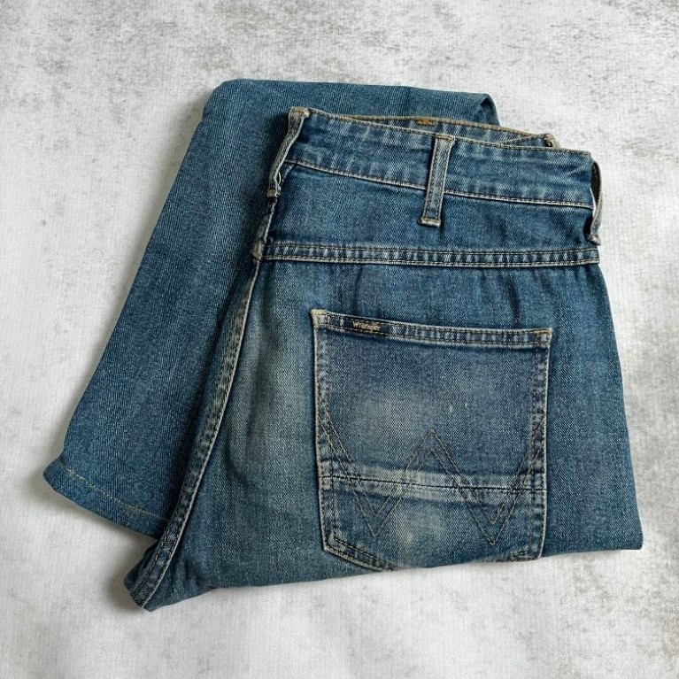 Celana Jeans Wrangler Vegas size 32