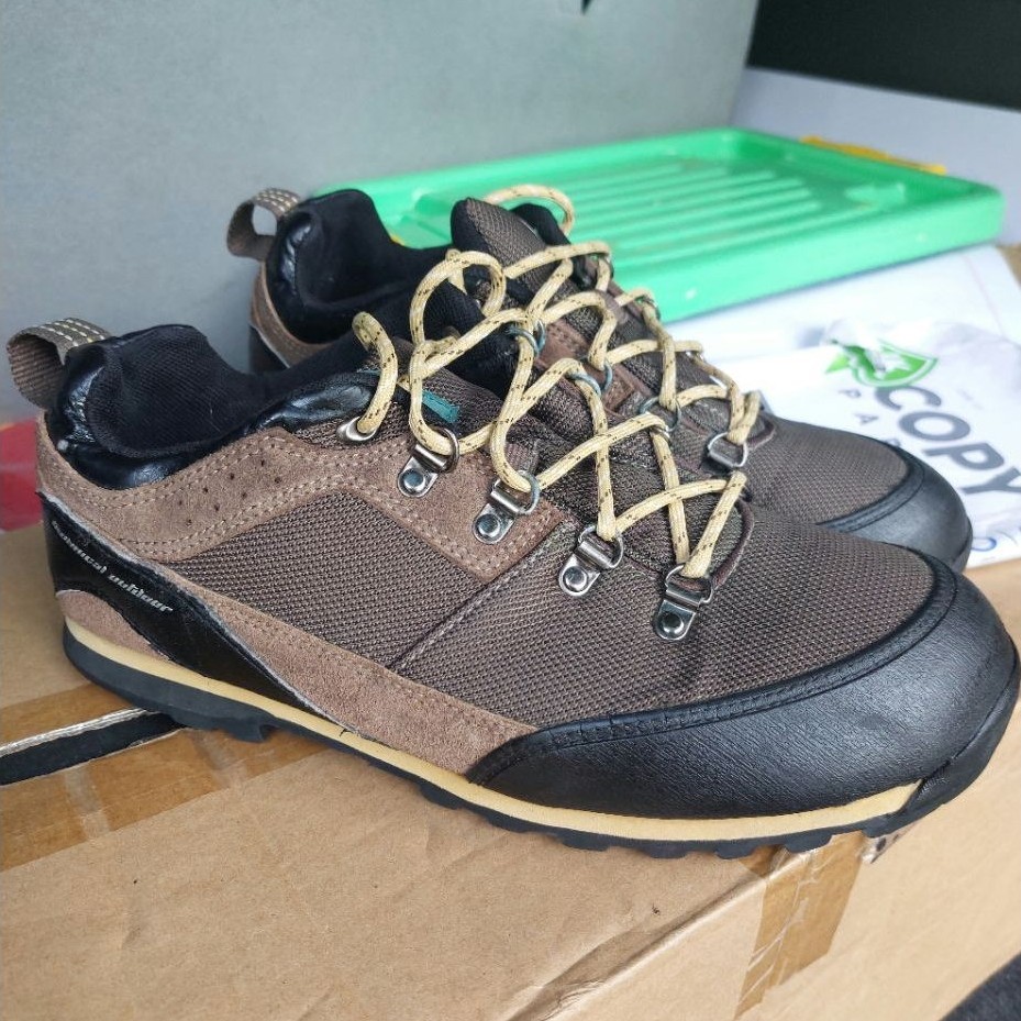 Sepatu Outdoor K2 Hiking