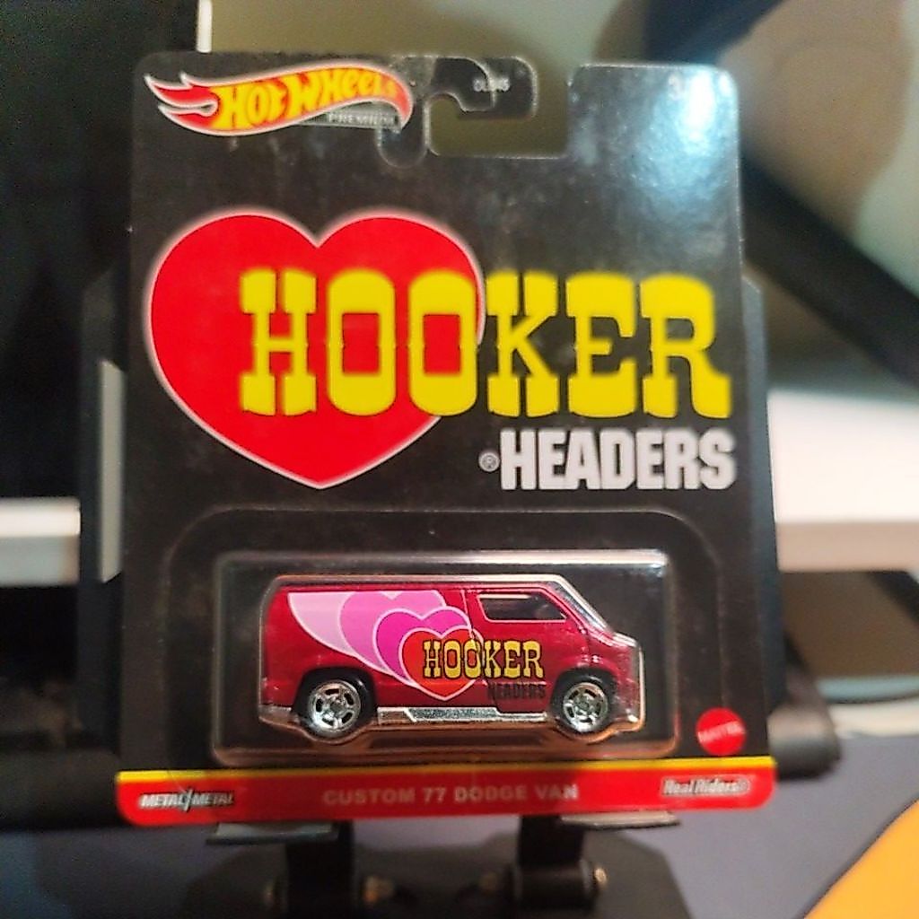 hot wheels custom 77 dodge van