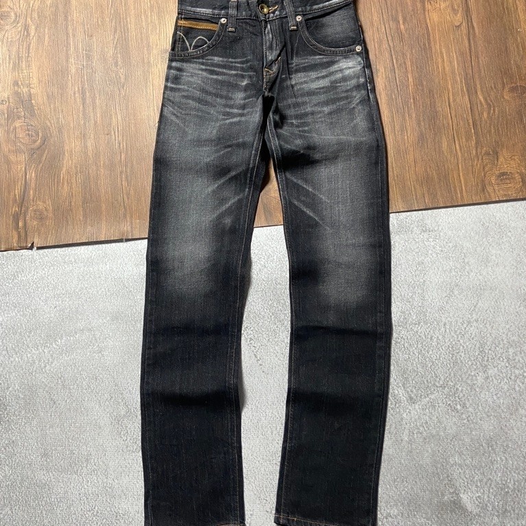EDWIN EXCLUSIVE VINTAGE BLACK WASH JEANS