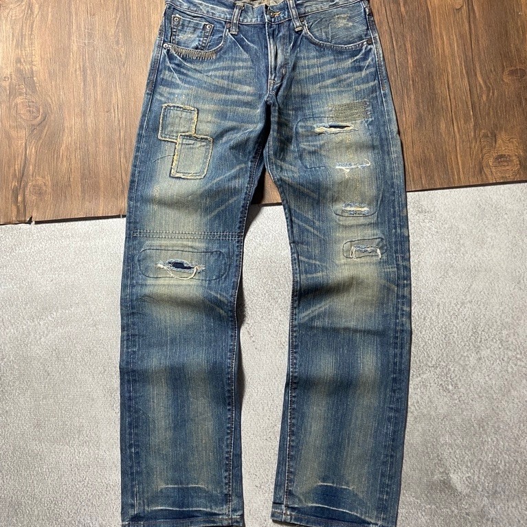 EDWIN EXCLUSIVE VINTAGE DISTRESS MODEL