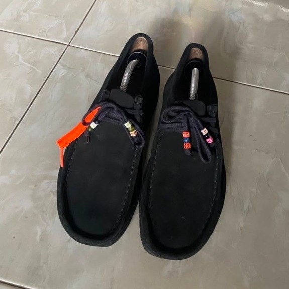 Clarks Wallabees
