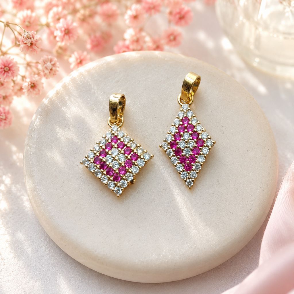 Liontin Xuping Mata Merah Siam & Zirkon
