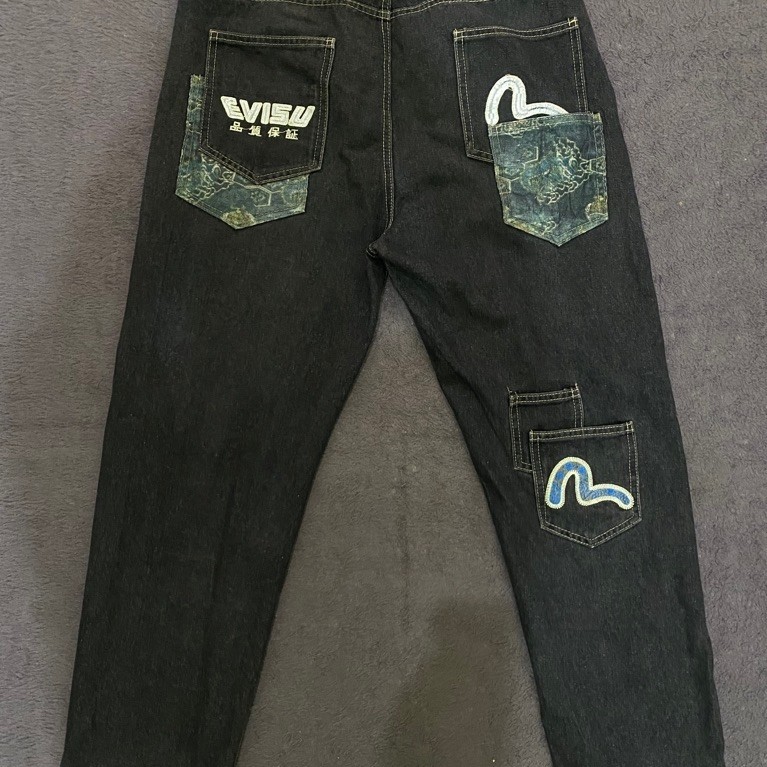 Evisu Gerade geschnittene Seagull Logo Multi-Pocket