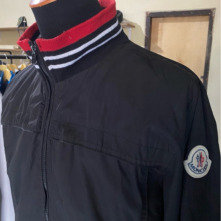 Jaket Bomber Moncler Size L