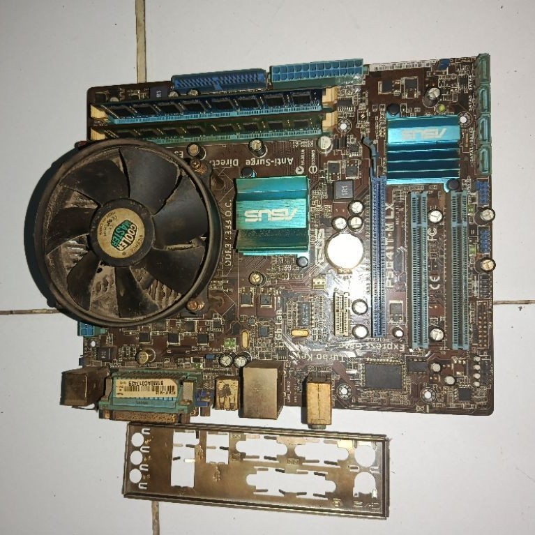 Motherboard Asus P5G41T-M LX (chipset Intel G41 DDR3) Processor Core 2 Duo + Ram 4GB