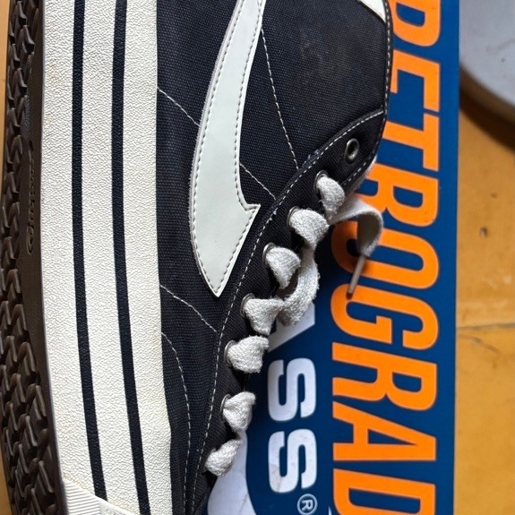 Sepatu Compass Retrograde High