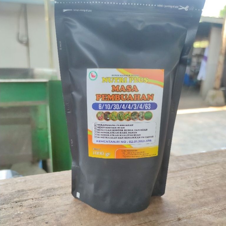 Pupuk Pembuahan Guano Nutri Plus 6-10-30-4-4-3-4-63 1Kg - Pupuk Penyubur Buah