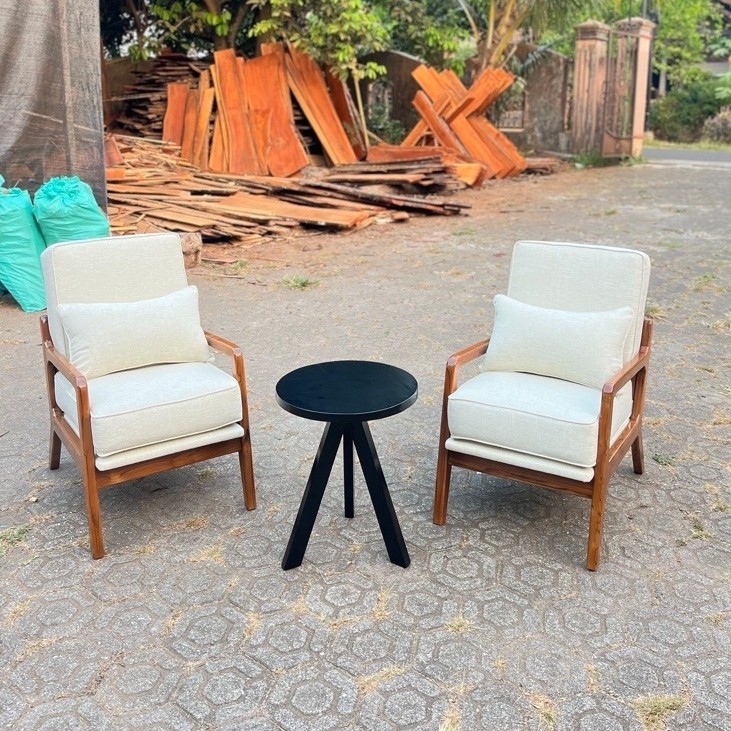 Lounge Chair