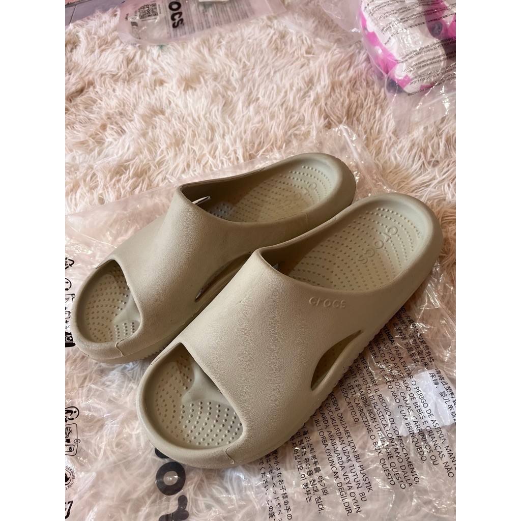 Ready mellow size 42 ori crocs indo rejec*t cutting coksu