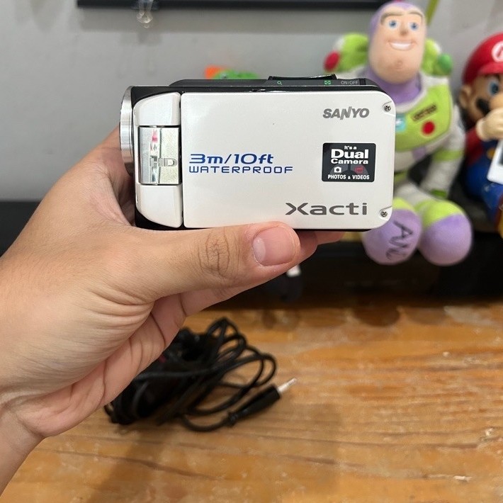 Handycam Sanyo Xacti Wh-1 Waterproof