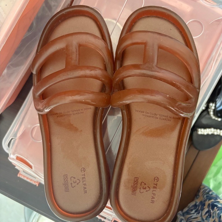 Melissa Telfar Jelly sandal
