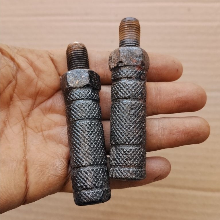 Step Jalu Peg di Fork Sepeda BMX METALIZER WIMCYCLE