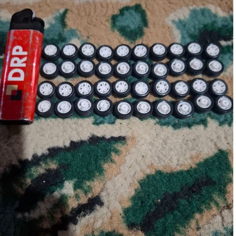 mainan roda 2kg isi 4000pcs / Roda mainan mobil