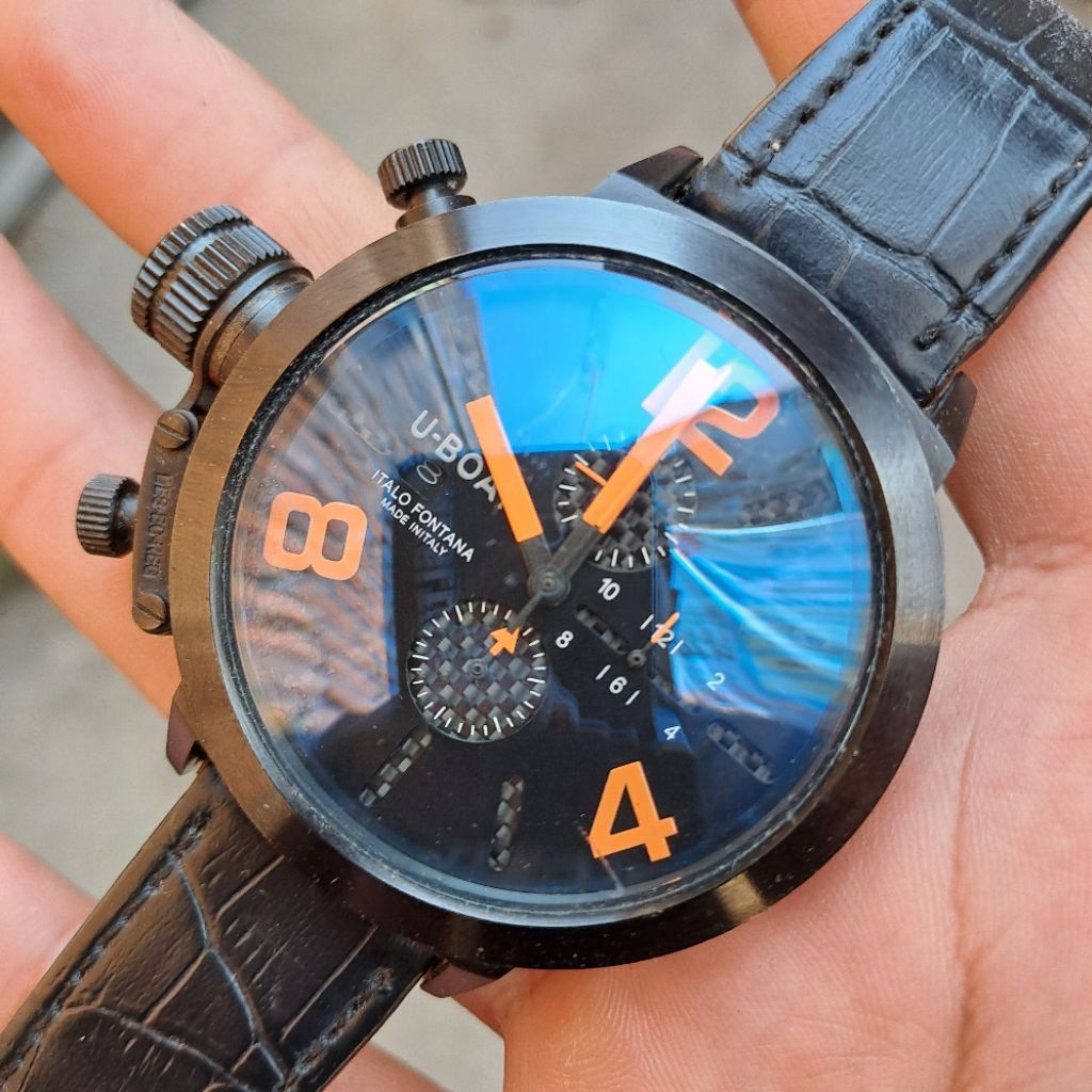 Jam U-Boat chronograp