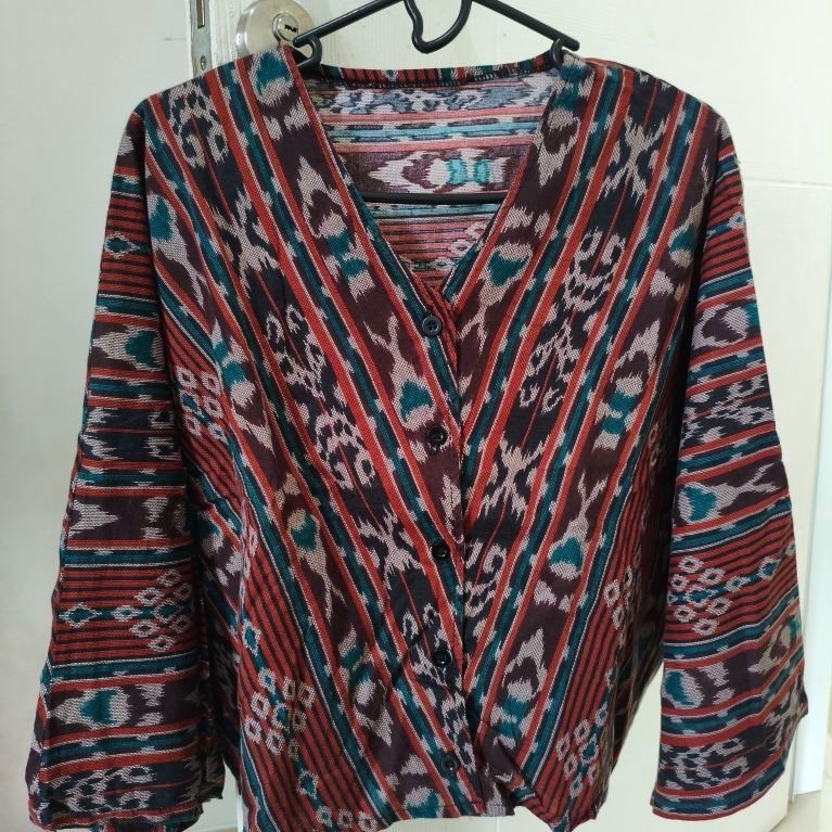 Outer Batik Etnik Wanita Model Crop Batwing