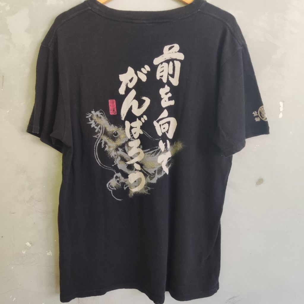 kaos/tshirt art japan size XL