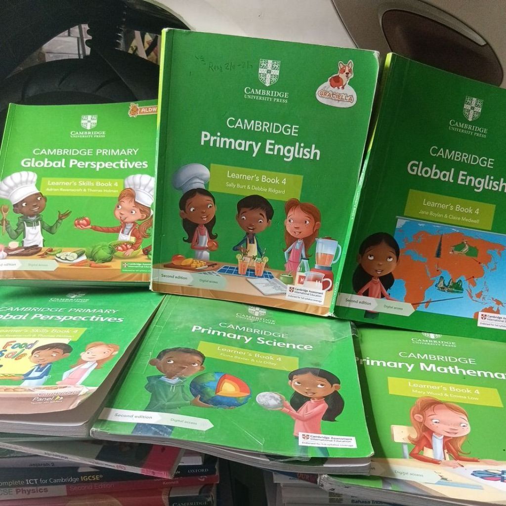 Buku Cambridge primary english,global english,primary mathematic 4 .Bekas original