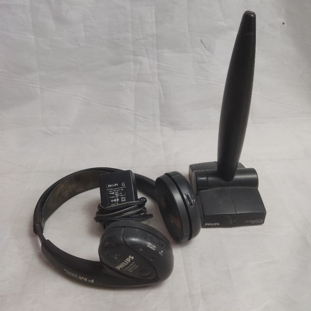 Philips SBC-HC552 transmmiter Dan  SBC-HC555 wireless infrared stereo headphone system dan Adapter P