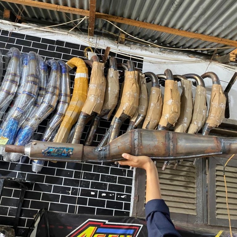 KNALPOT KOLONG RX KING SEMI KOMPITISI LAMBUNG 38