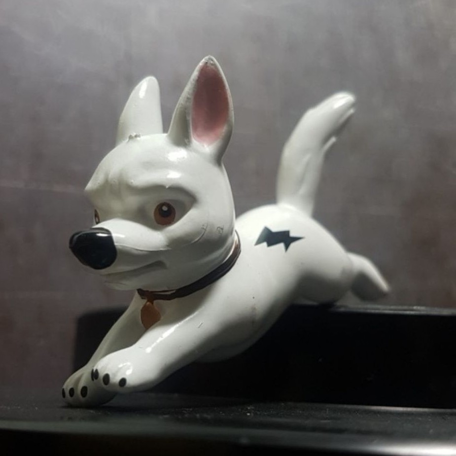 Figure Disney Character Bolt Running