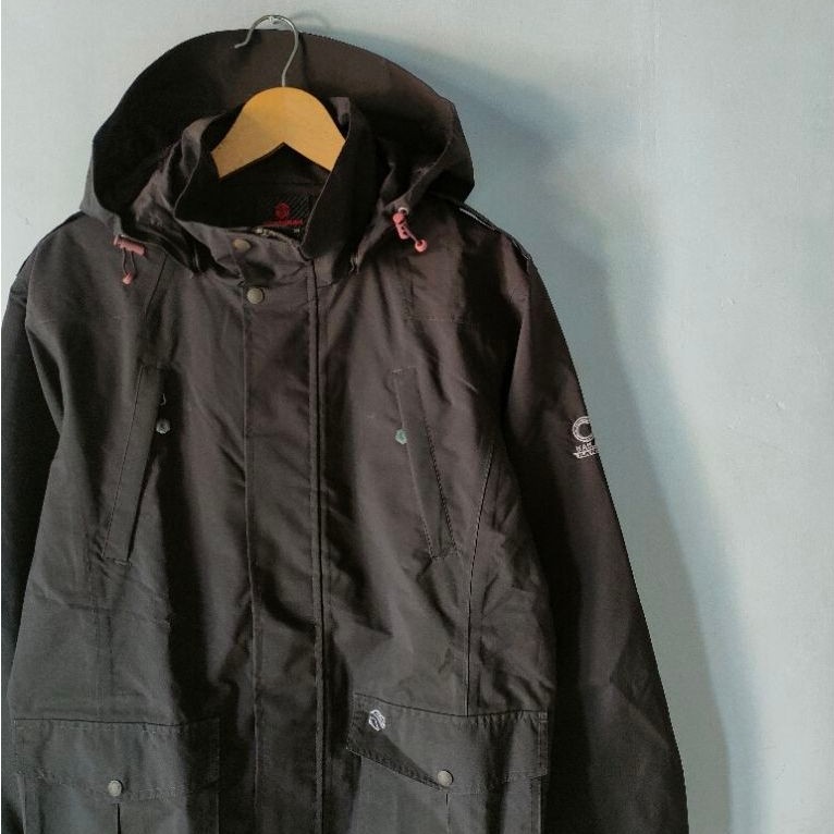 Jaket Outdoor KANTUKAN Waterproof Gorpcore Size M Original Second