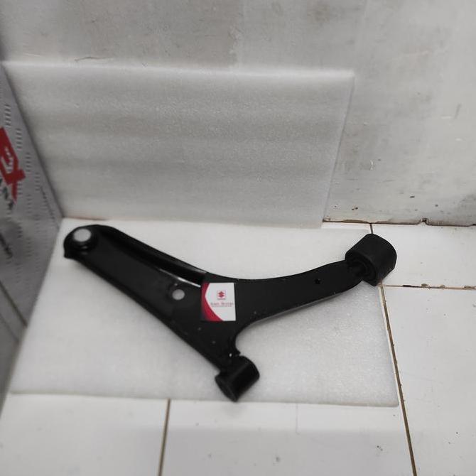 BALJOINT/LOWER ARM SAYAP AMENITY/ESTEEM