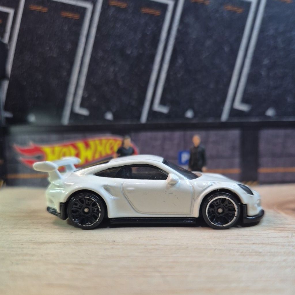 HOT WHEELS PORSCHE 911 GT3 RS