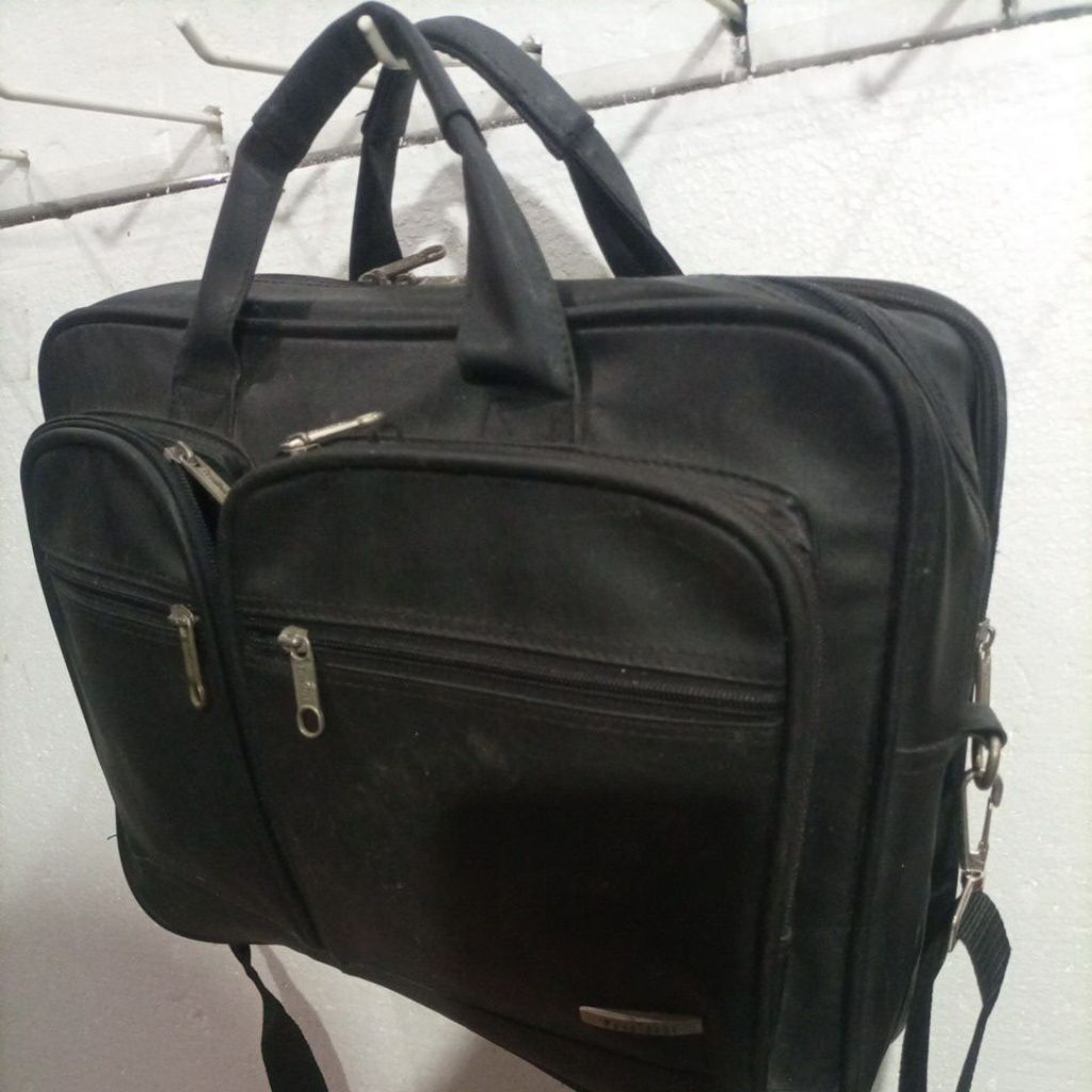 President briefcase - alas12x39cm tinggi31cm