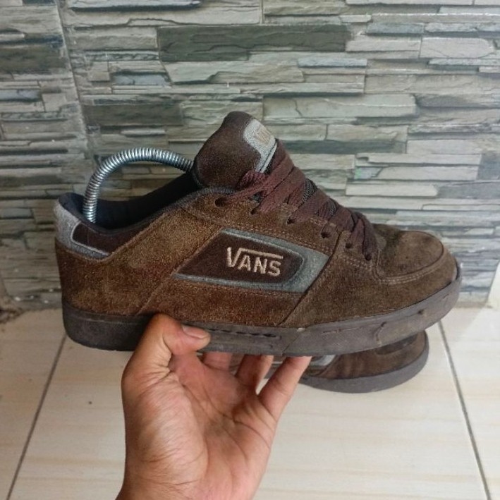 vtg vans churcill brown skateboard sz 40-41