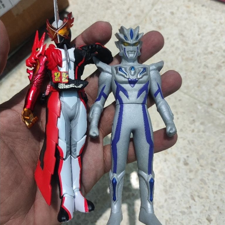 harga Satuan UHS ultraman zero beyond palmlise kamen rider saber original bandai
