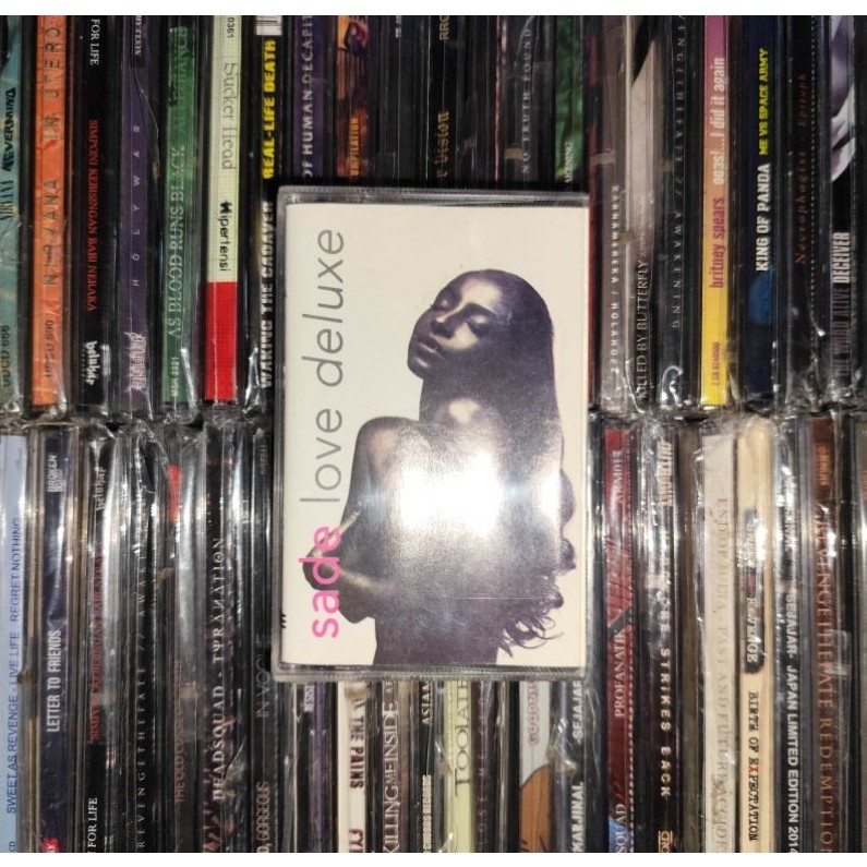 Kaset Sade - Love Deluxe