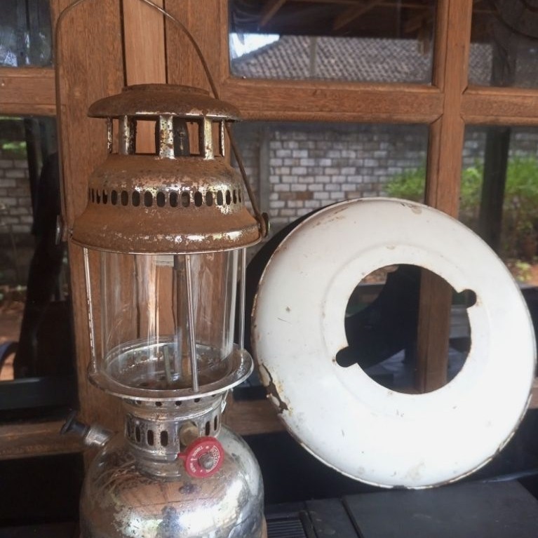 Lampu Petromak jadul