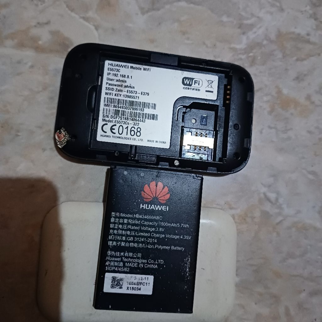 Modem Mifi Wifi Huawei E5573Cs-322 unlock all operator
