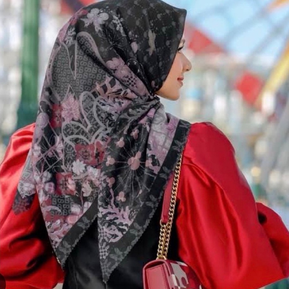 buttonscarves as is warehouse sale