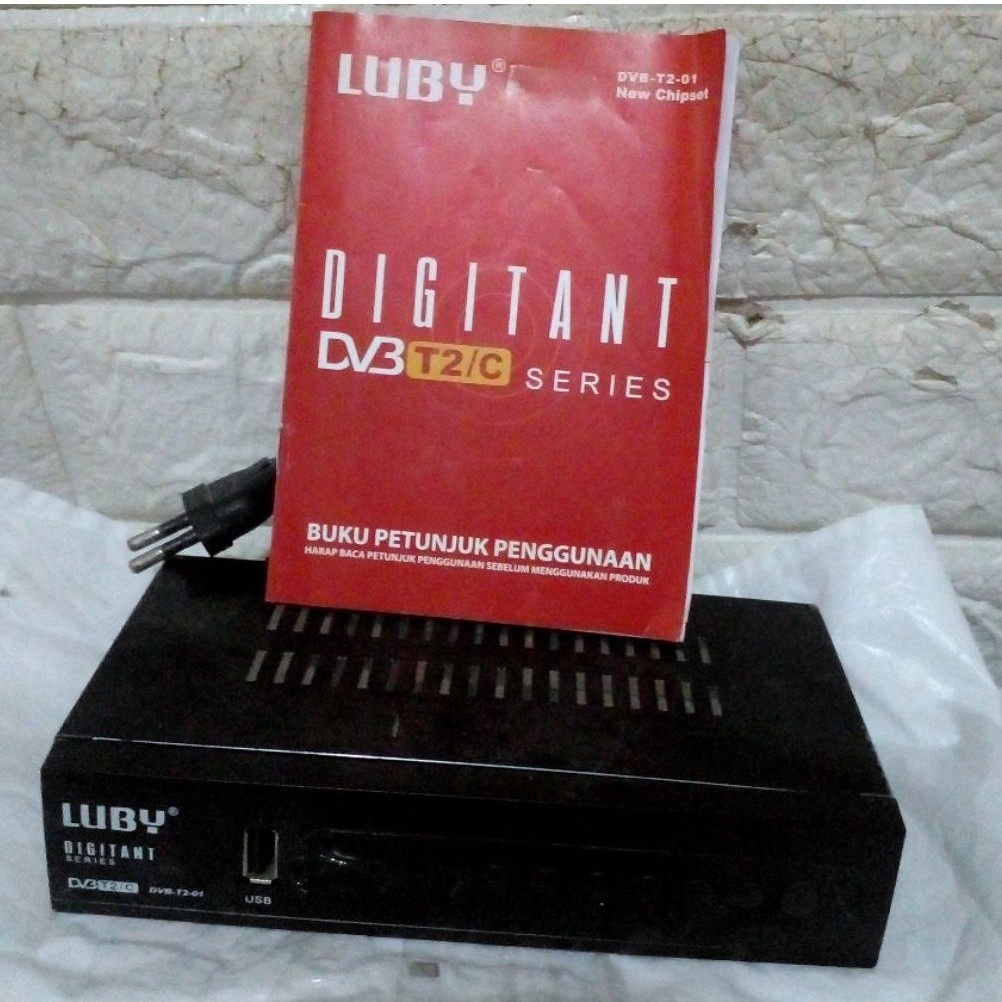 STB LUBY DVBT2-01 kondisi Matot utuh / Lain" Baru+Second
