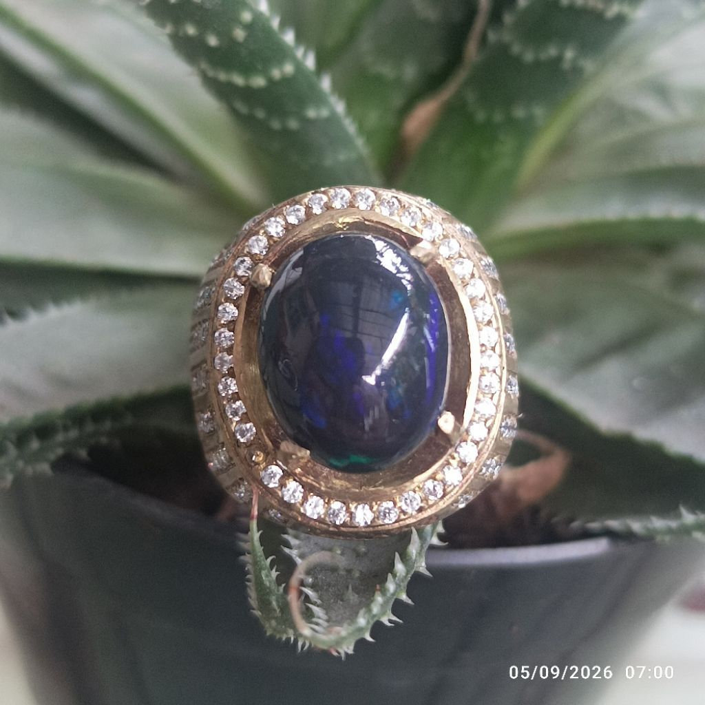 Natural Black Opal Ethiopia.
