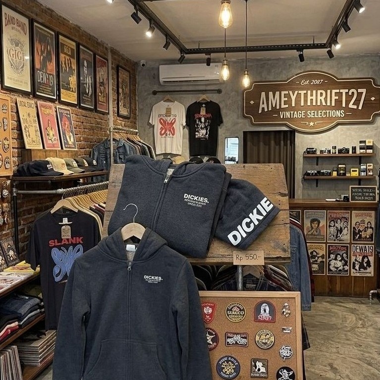 Hodie Dickies