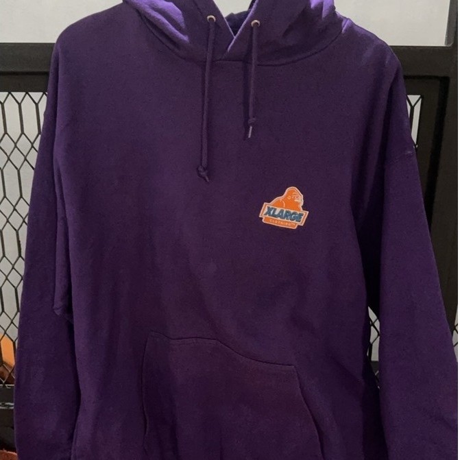 Hoodie XLARGE BORDIR preloved