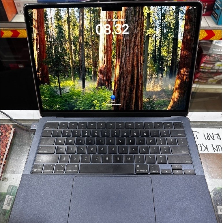 Macbook Air M2 8/256