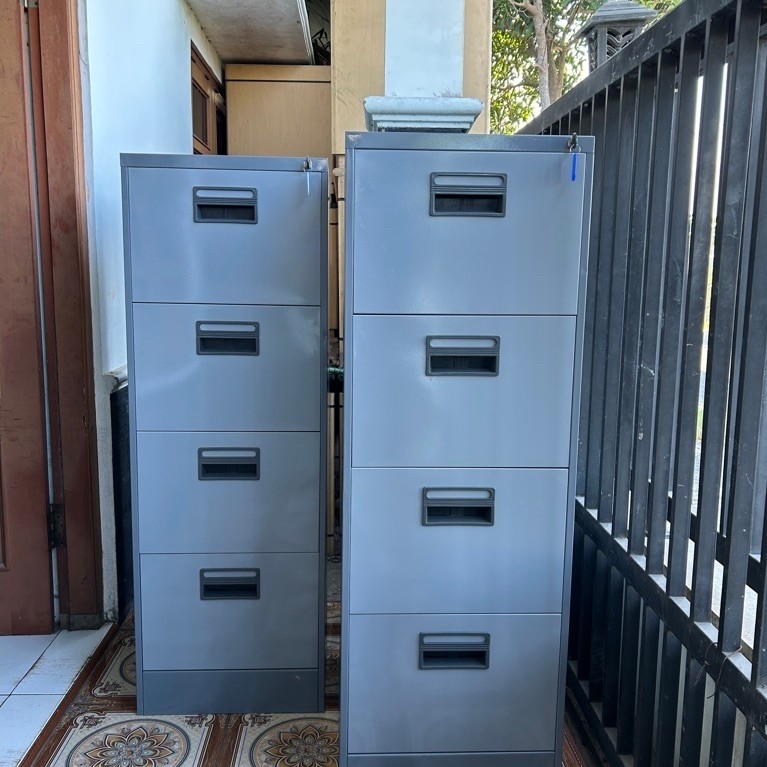 Lemari besi filling cabinet 4 laci filling cabinet