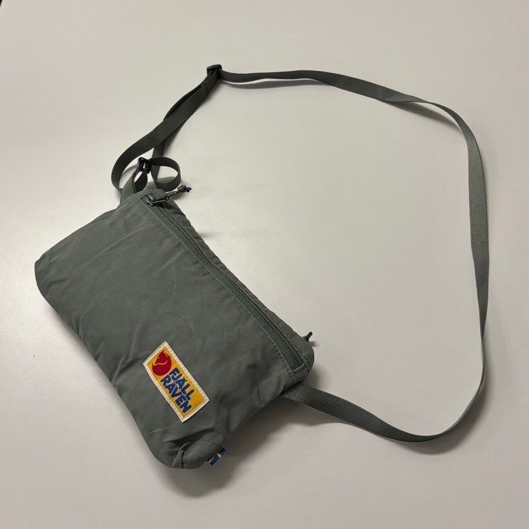 FJALLRAVEN G1000 SLING BAG