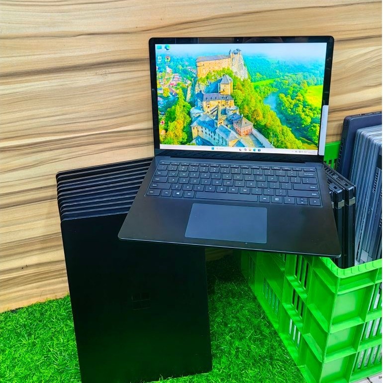 SURFACE LAPTOP 3 i5 G10 8/256