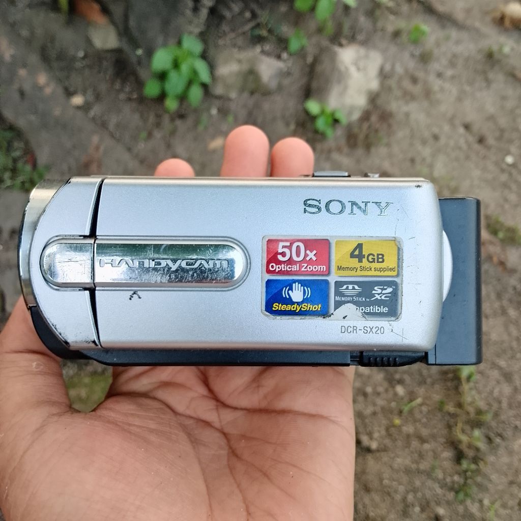 Handycam Sony DCR sx20